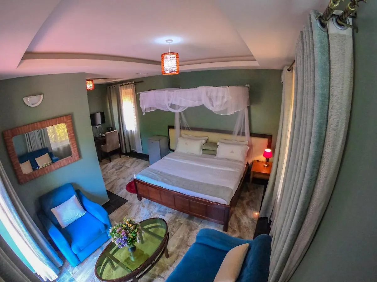 The Mansion Hotel Jinja 3*,  Uganda