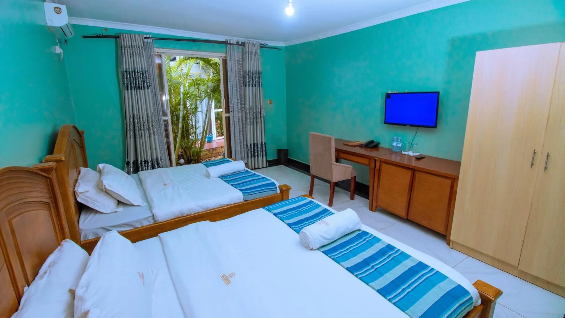 The Mansion Hotel Jinja